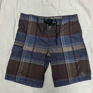 Ezekiel Men's Blue Black and Grey Plaid Shorts, 36